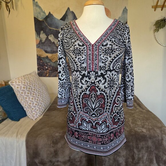 White House Black Market Paisley Tunic Top XS NWT V-Neck Long Sleeve - Picture 13 of 16